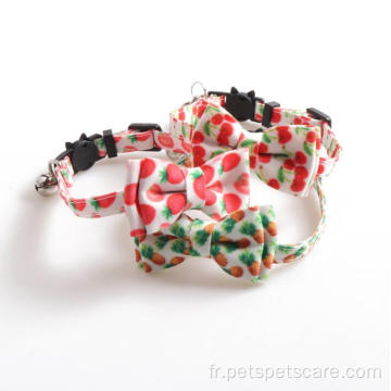 Style d&#39;impression de fruits Polyester petit col de chat pour animaux de compagnie